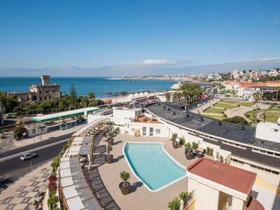 Hotelanlage mit Meerblick