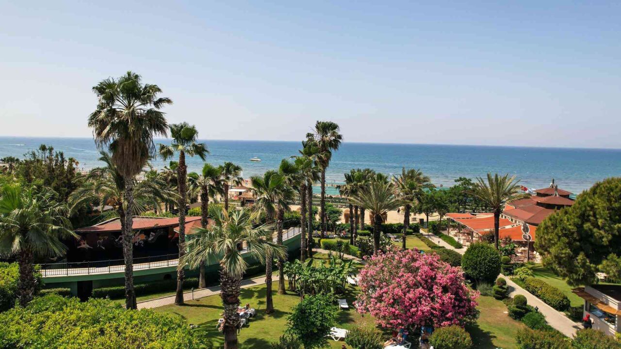 Blick auf eine Gartenanlage